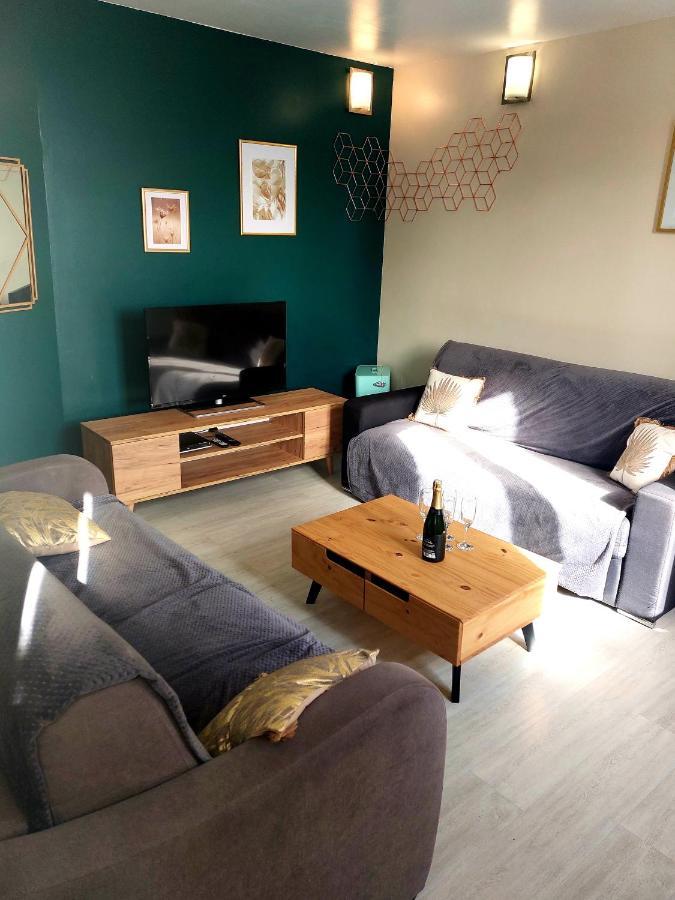 Les Belles Terrasses Dieppe ,3 appartements , LE VEGETAL de 1 à 8 personnes , LE TROPICAL de 1 à 6 personnes , LE FLORAL avec TERRASSE de 1 à 3 personnes , quartier calme au stationnement gratuit à coté de l'avenue verte Exterior foto