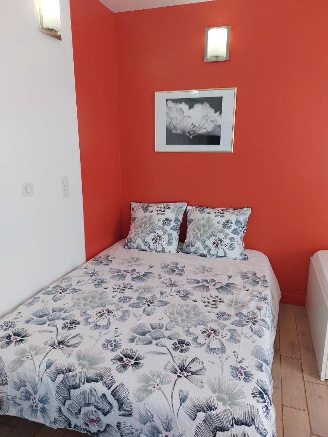 Les Belles Terrasses Dieppe ,3 appartements , LE VEGETAL de 1 à 8 personnes , LE TROPICAL de 1 à 6 personnes , LE FLORAL avec TERRASSE de 1 à 3 personnes , quartier calme au stationnement gratuit à coté de l'avenue verte Exterior foto
